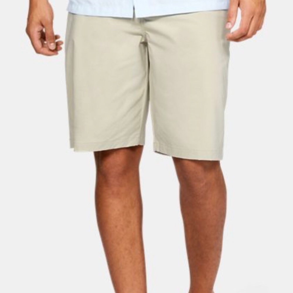 UNDER ARMOUR FISHER SHORTS (NEW)